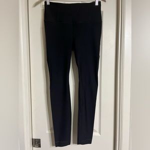 Lululemon Zoned In Tight *27"
Black